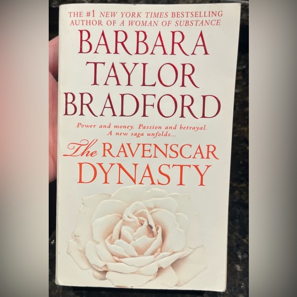 Other - The Ravenscar Dynasty by Barbara Taylor Bradford